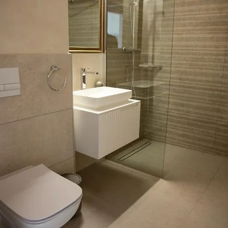 Tampaview 4* Brassó